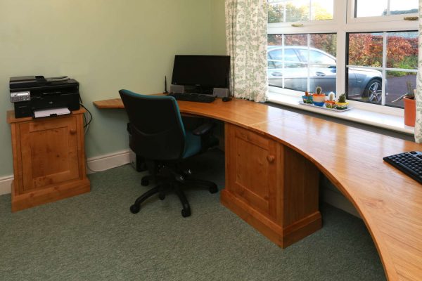 Bespoke Desk in Lincolnshire